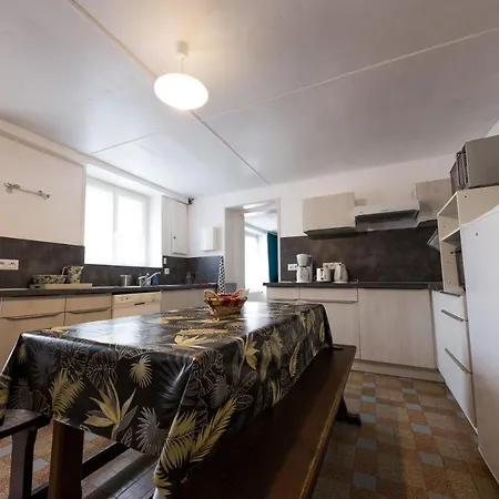Holiday home Cocottes & Colibri