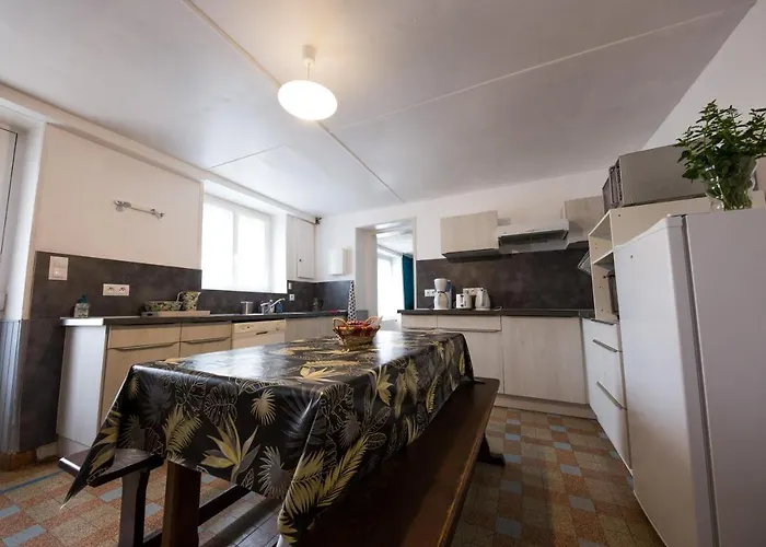 Holiday home Cocottes & Colibri